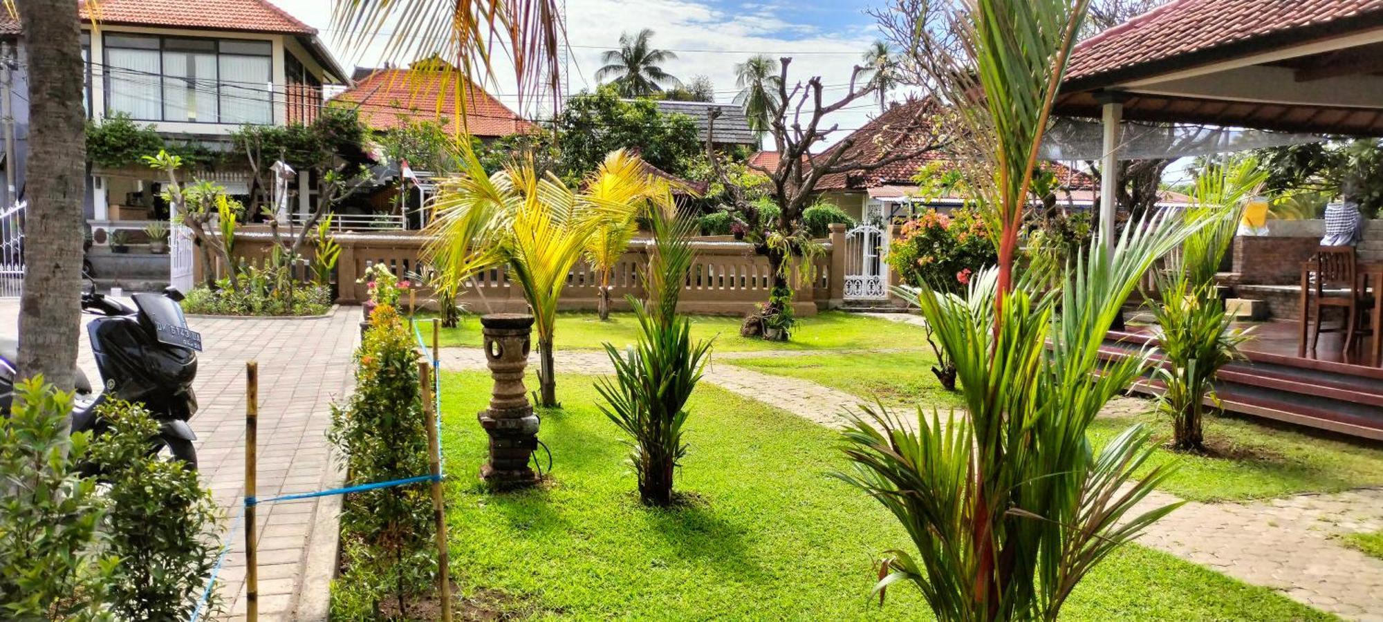 Bayumantra Bungalows Lovina Dış mekan fotoğraf