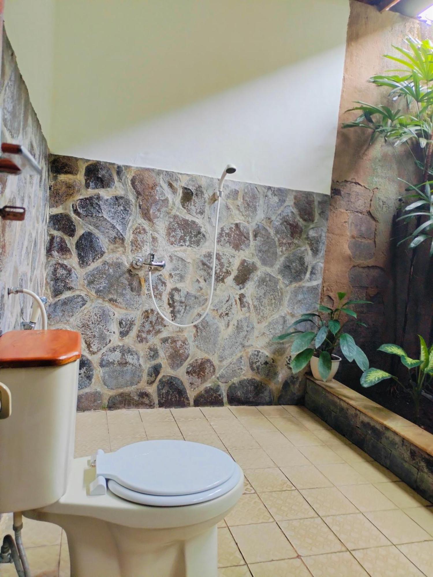 Bayumantra Bungalows Lovina Dış mekan fotoğraf